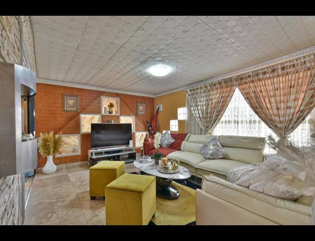 4 BEDROOM HOUSE FOR SALE IN ALVEDA